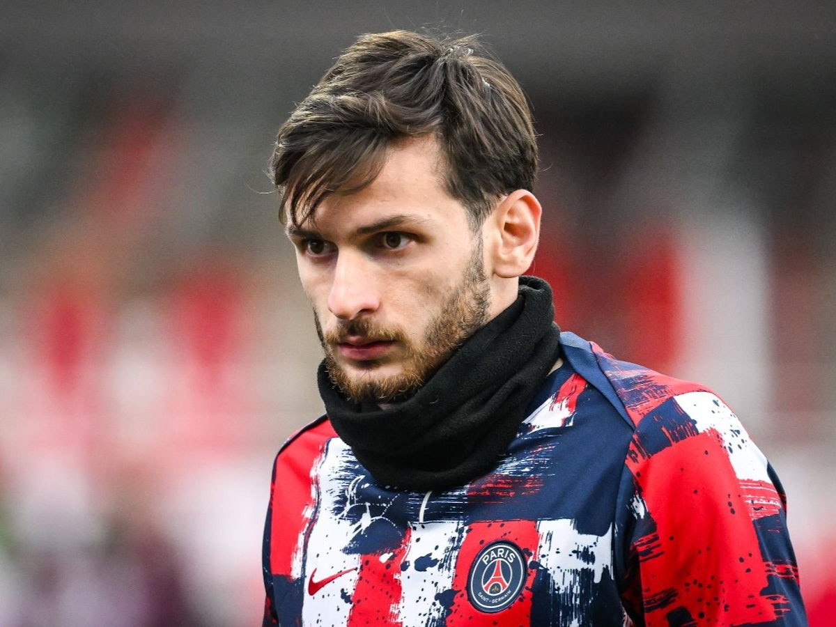 découvrez nos prévisions pour le match passionnant entre le mans et le psg en coupe de france. analyse des performances, enjeux du match et conseils pour parier sur cette rencontre palpitante. ne manquez pas nos insights pour suivre ce duel captivant !